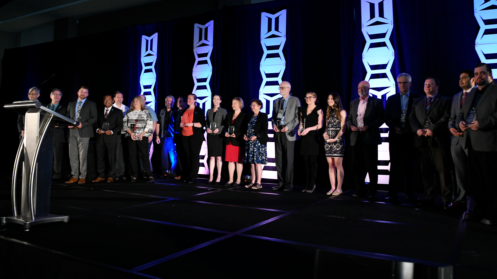 AAMI-Exchange-2019 Awards The 2018 AAMI Award winners stand on stage during the AAMI Exchange